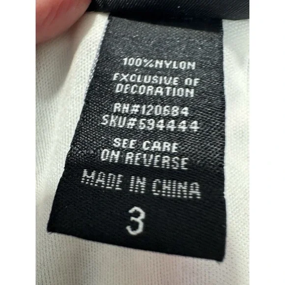 Torrid Size 3 Floral Pink Grey Sleeveless Top V Neck - Picture 4 of 6